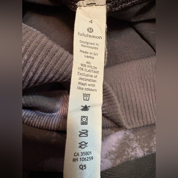 Lululemon Ebb to Street Tight Leggings Size 4 - Picture 9 of 12